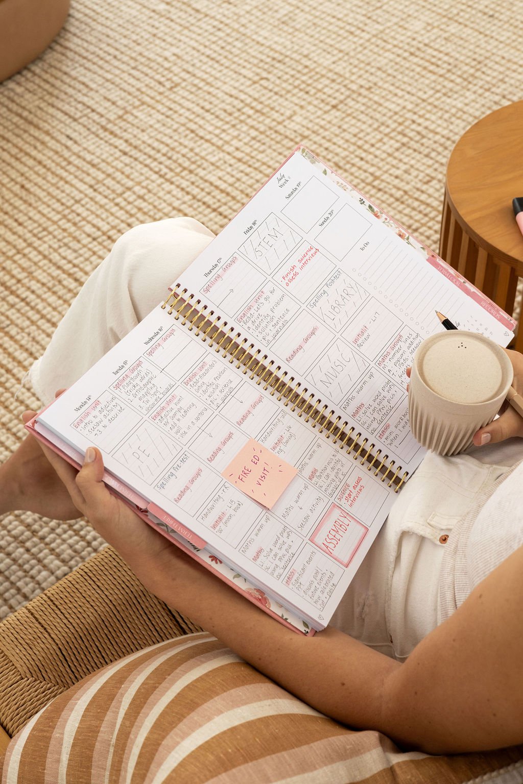 pink_weekly_teacher_planner.jpg