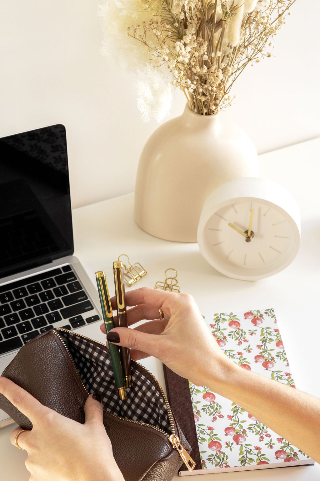 the_daily_planner_pencil_case.jpg